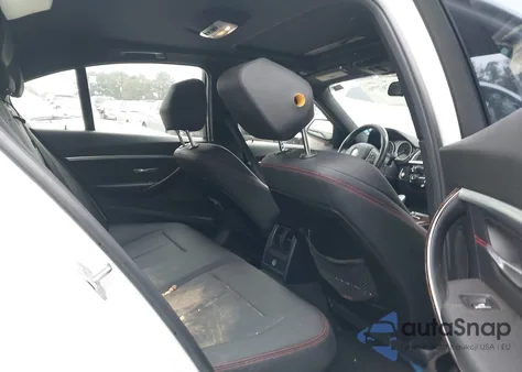 2017 BMW 330I xDrive z USA, uszkodzony, nr VIN WBA8D9G36HNU65843